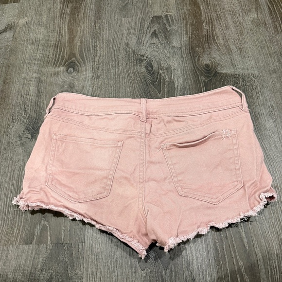Refuge Light Pink Mid-rise Jean Shorts - Picture 2 of 8